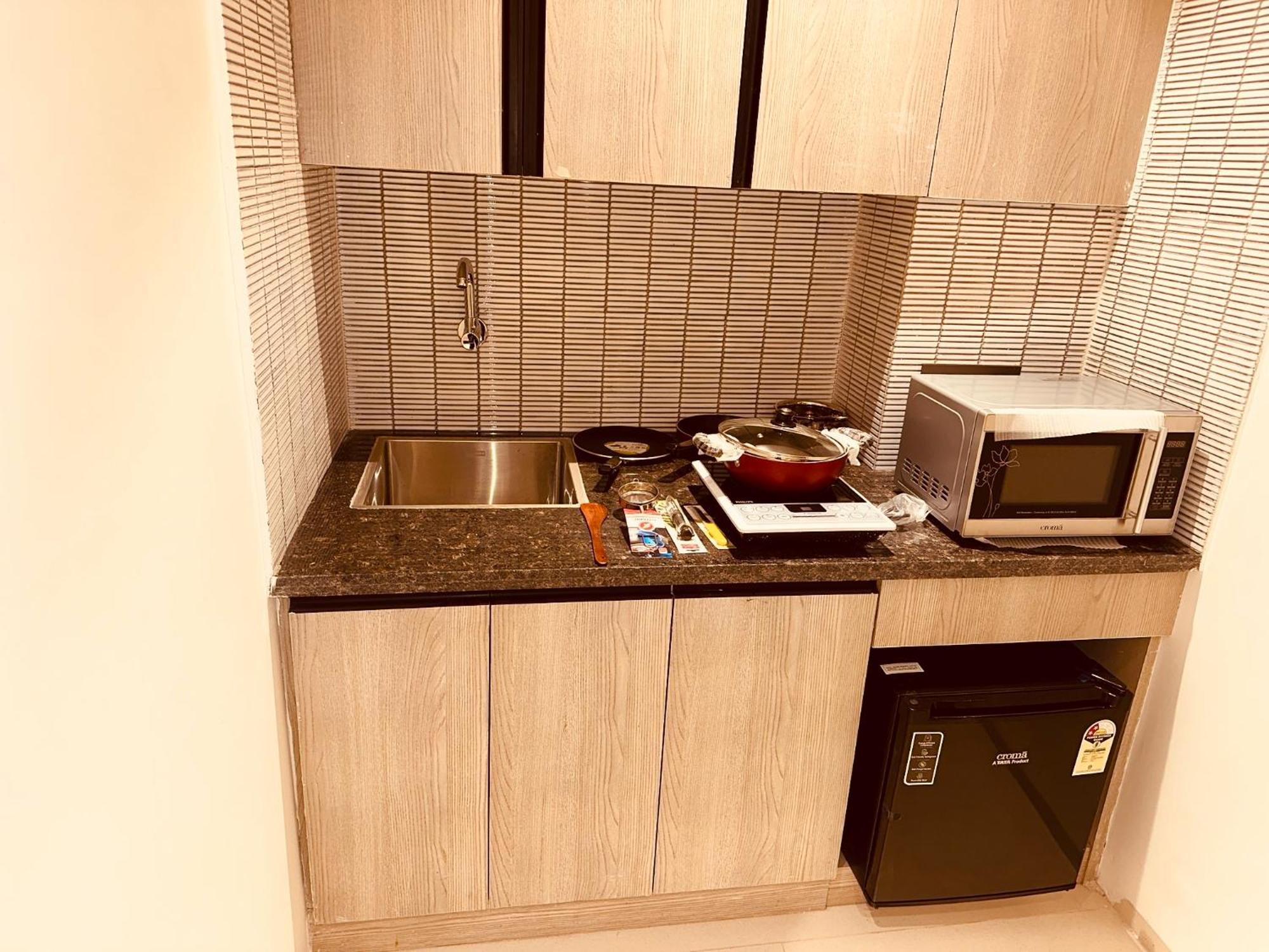 The Lodgers 2 Bhk Serviced Apartment Near Artemis Hospital Sector 57 Gurgaon - Nearest Metro Station Sector 54 Chowk Exteriér fotografie