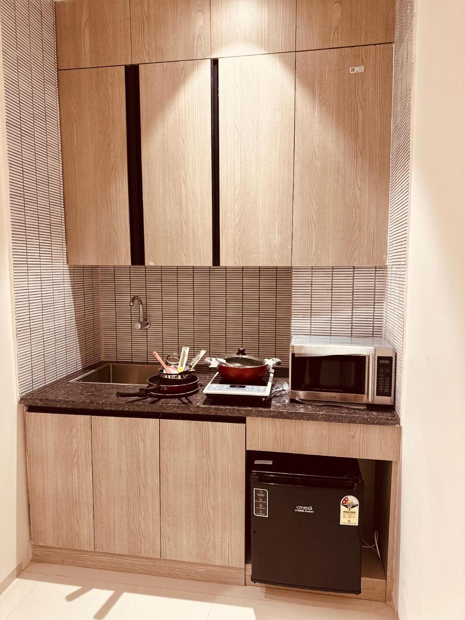 The Lodgers 2 Bhk Serviced Apartment Near Artemis Hospital Sector 57 Gurgaon - Nearest Metro Station Sector 54 Chowk Exteriér fotografie