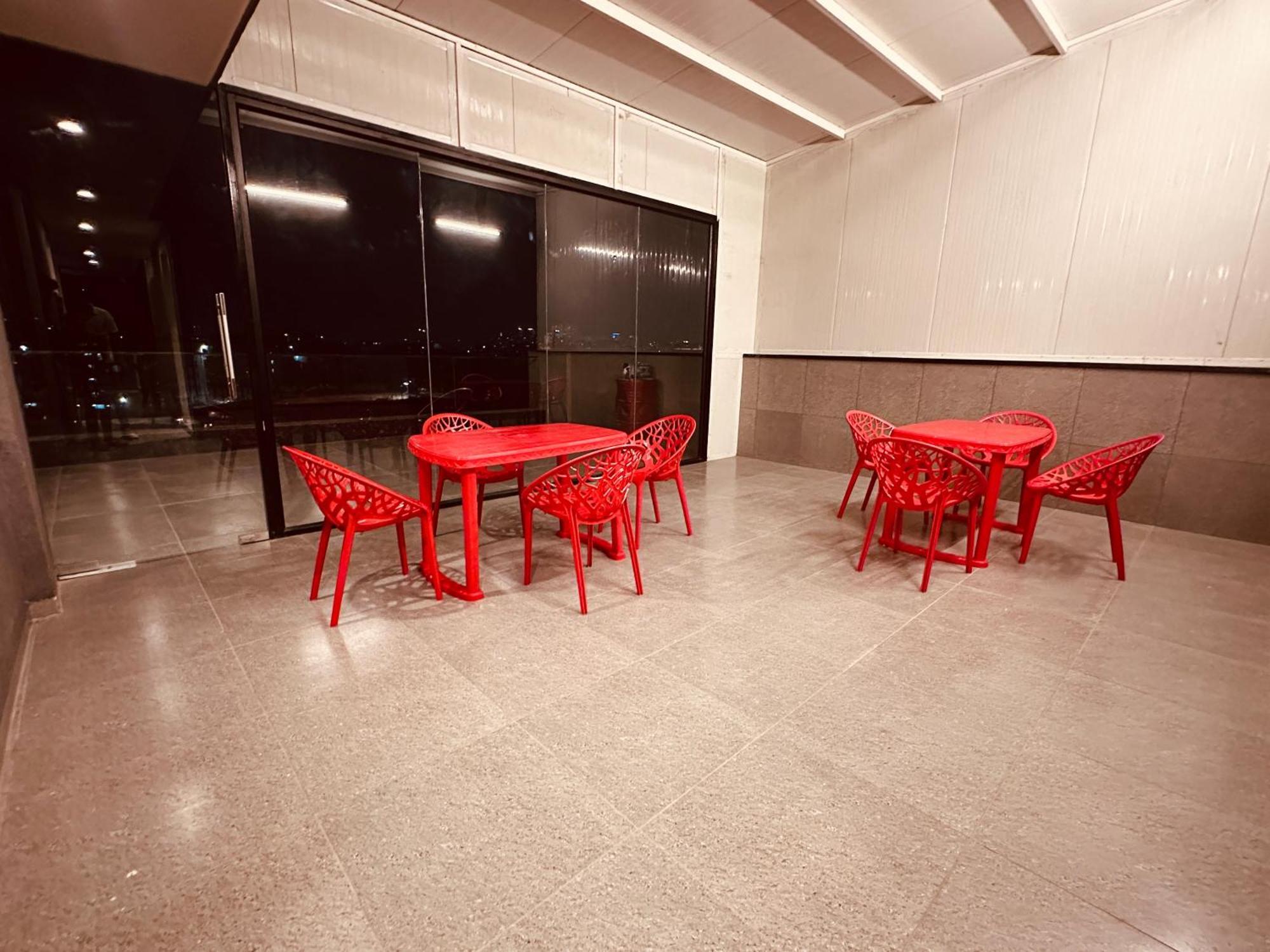 The Lodgers 2 Bhk Serviced Apartment Near Artemis Hospital Sector 57 Gurgaon - Nearest Metro Station Sector 54 Chowk Exteriér fotografie